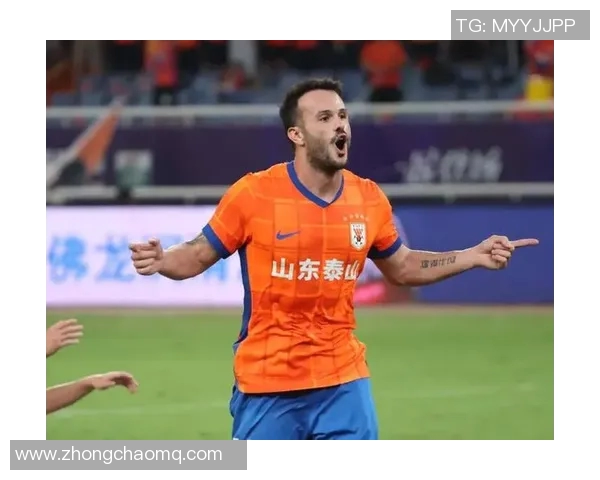 山东泰山足球俱乐部成为中超首支积分突破1500分的球队荣耀时刻