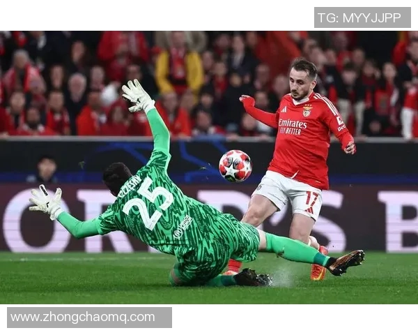 欧冠首战44分钟红牌罚下弗里克确认阿劳霍因病缺席下场比赛 欧冠首战44分钟红牌罚下弗里克确认阿劳霍因病缺席下场比赛