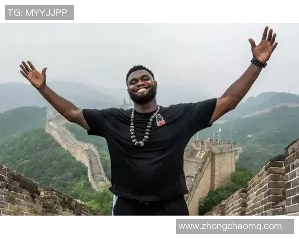 锡安半场表现抢眼展现全能身手助球队争胜